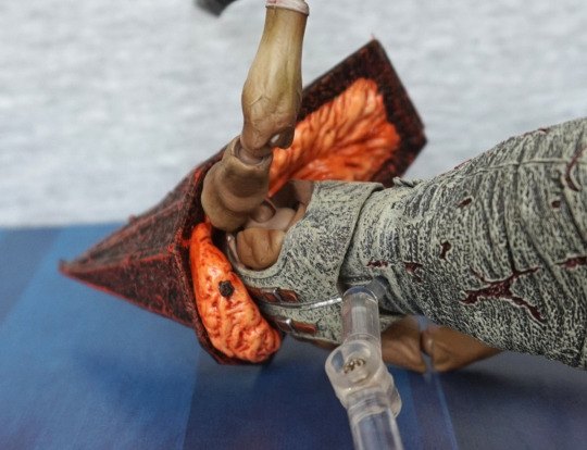 pyramid head – Tharglet's Figure Blog!